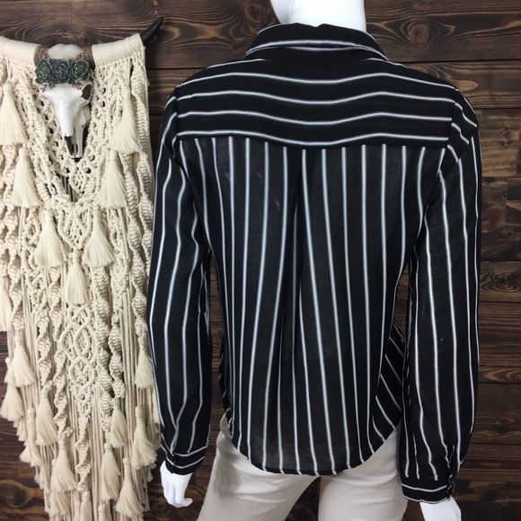 Paper Crane | Striped Lace Up Sheer‎ Blouse Black White - Picture 4 of 5